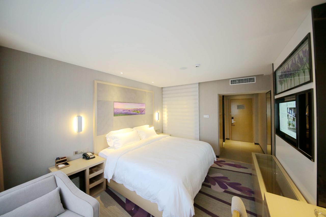 Lavande Hotel Qingdao North Station Shop Экстерьер фото