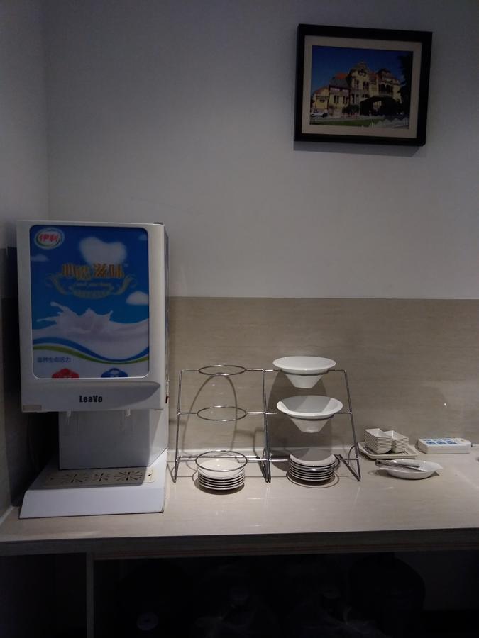 Lavande Hotel Qingdao North Station Shop Экстерьер фото